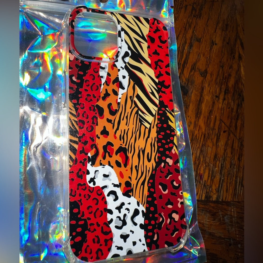 iPhone 13 case cheetah